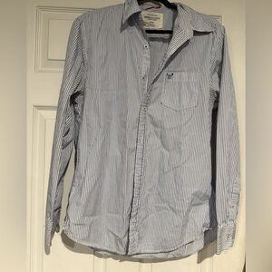 American Eagle button down shirt